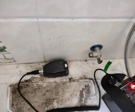 张家界屋顶漏水维修公司分享下卫生间漏水的危害及解决方法